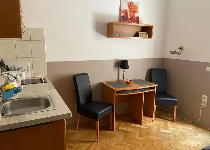 盖斯特瑞斯特一室公寓酒店 3* 布达佩斯